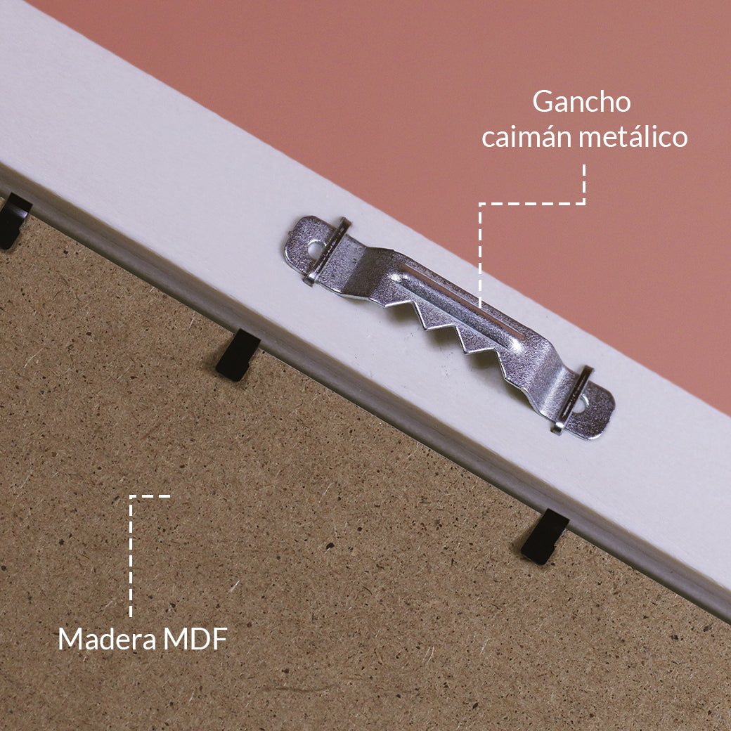 Collage de Cuadros Enmarcados 4